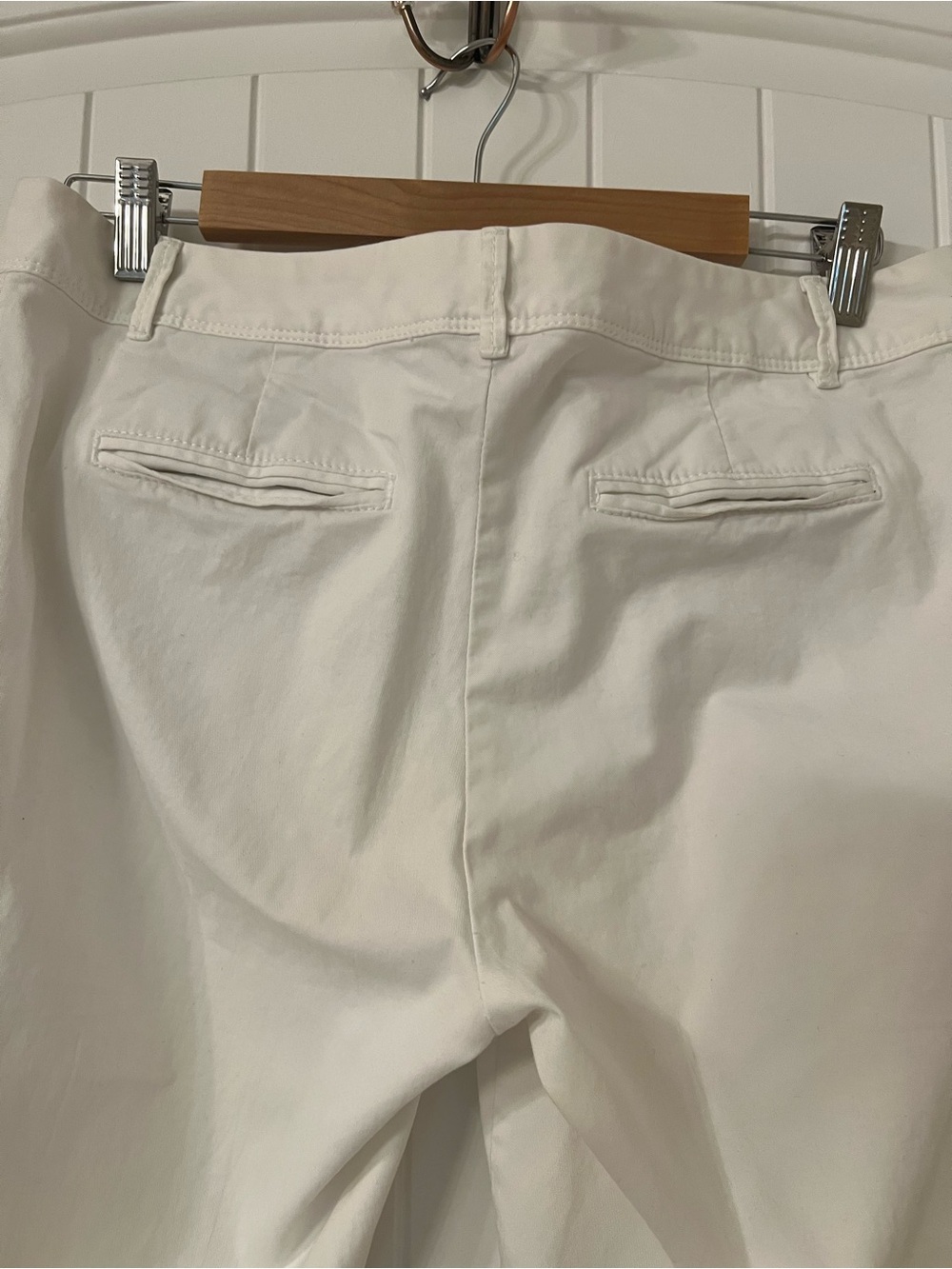 Banana Republic White City Chino Pants - Picture 7 of 11